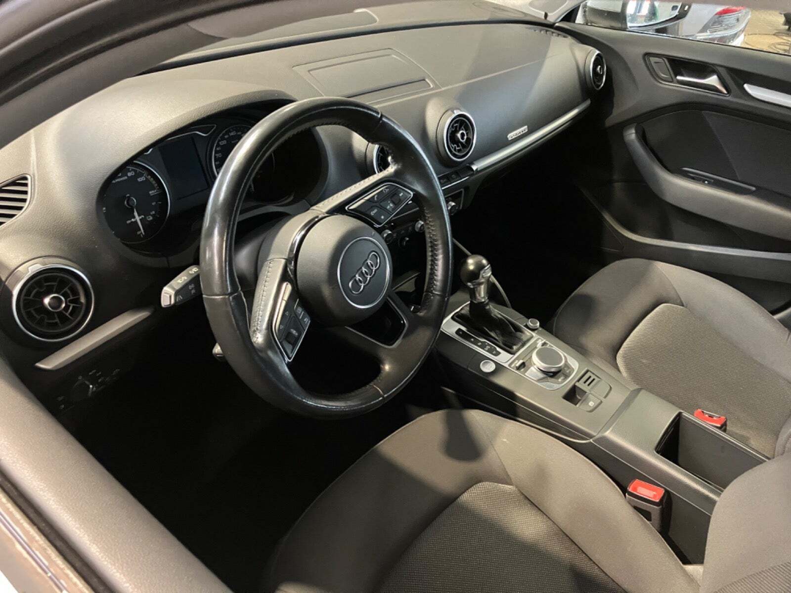 Audi A3 1,4 e-tron Sportback S-tr.