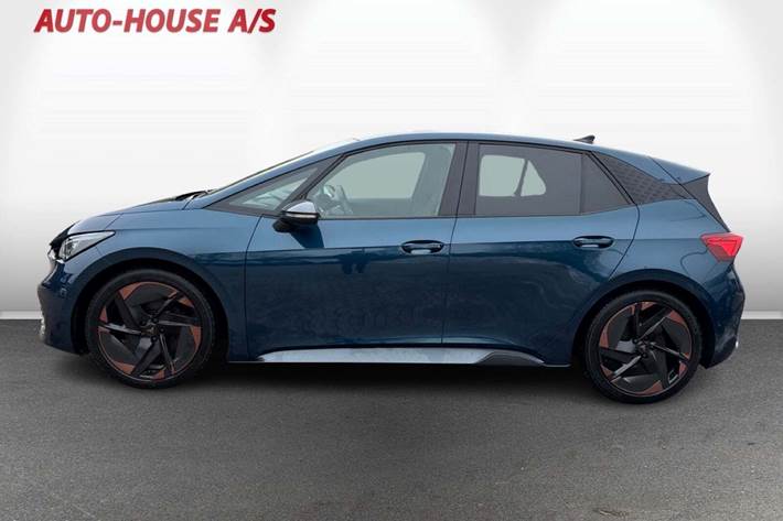 Blå Cupra Born fra 2022