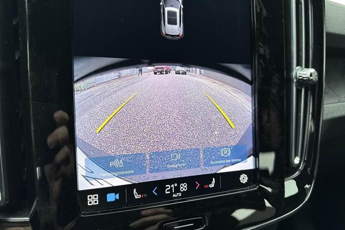 Sort Volvo XC40 fra 2023