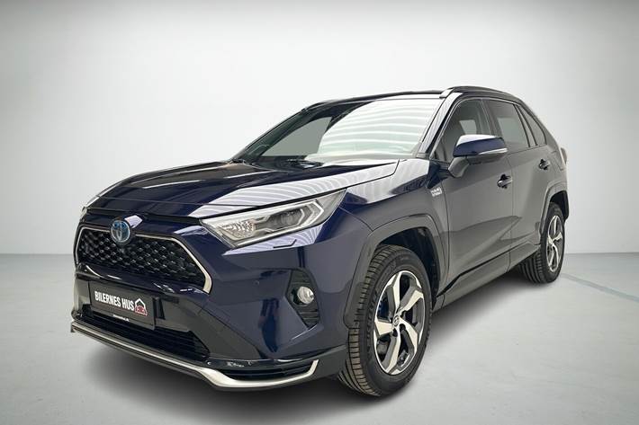 Blå Toyota RAV4 Plug-in fra 2020 set udefra