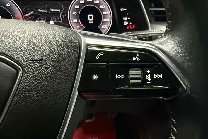 Grå Audi A6 Allroad fra 2020