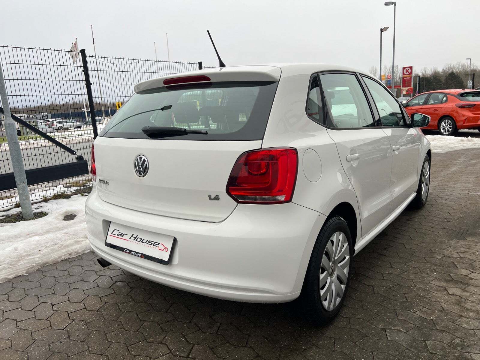 Hvid VW Polo fra 2011