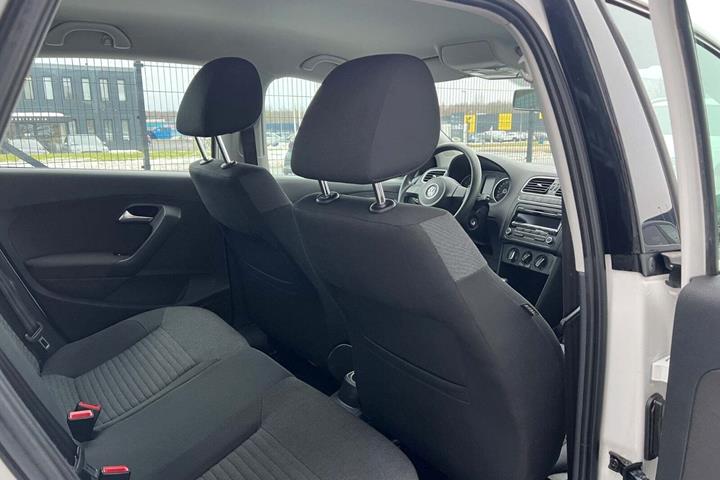 Hvid VW Polo fra 2011
