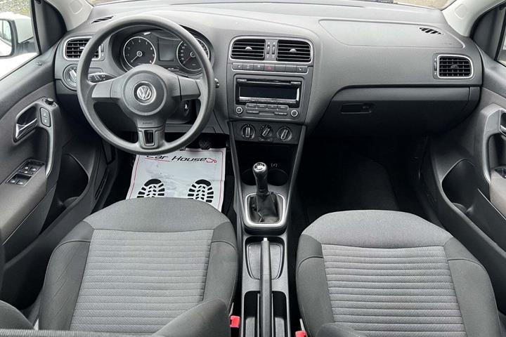 Hvid VW Polo fra 2011