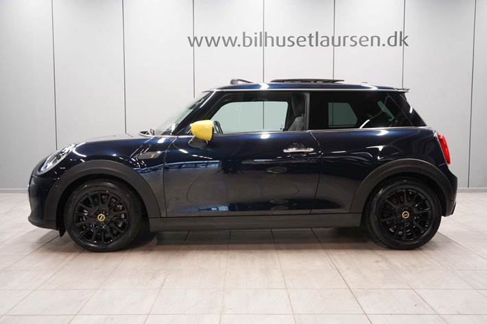 Sort Mini Cooper SE fra 2023