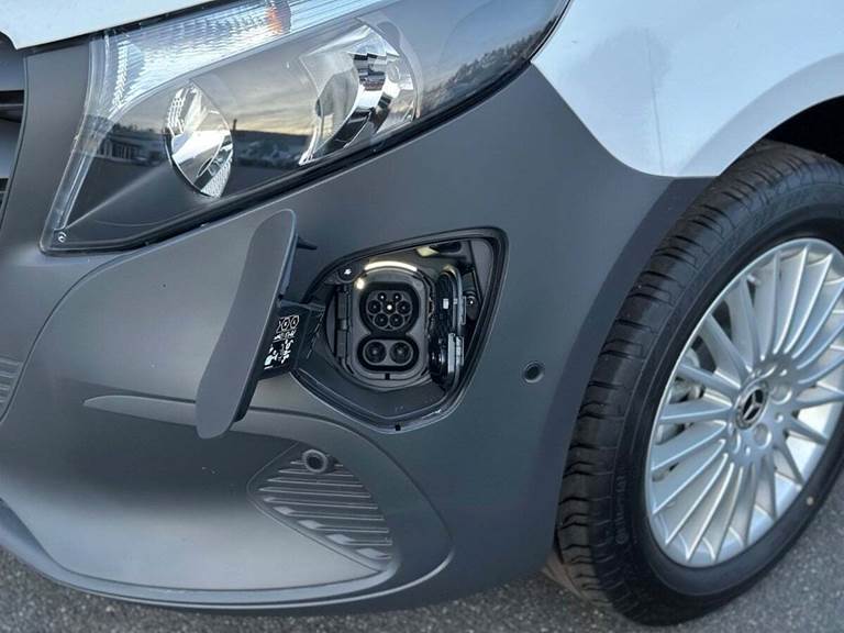 Mercedes eVito 112 A2 Kassevogn