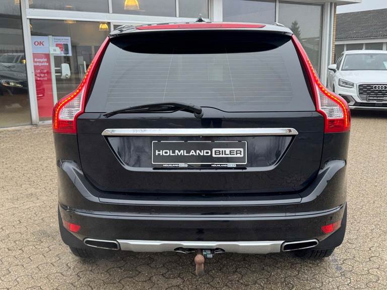 Volvo XC60 2,4 D5 215 Summum aut. AWD