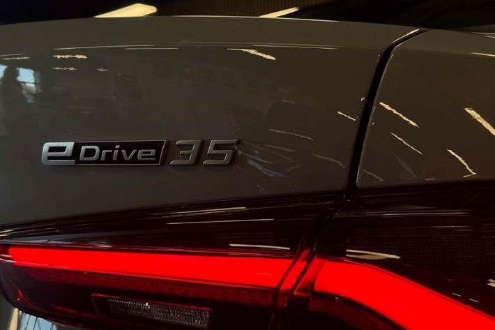 undefined BMW i4 fra 2023