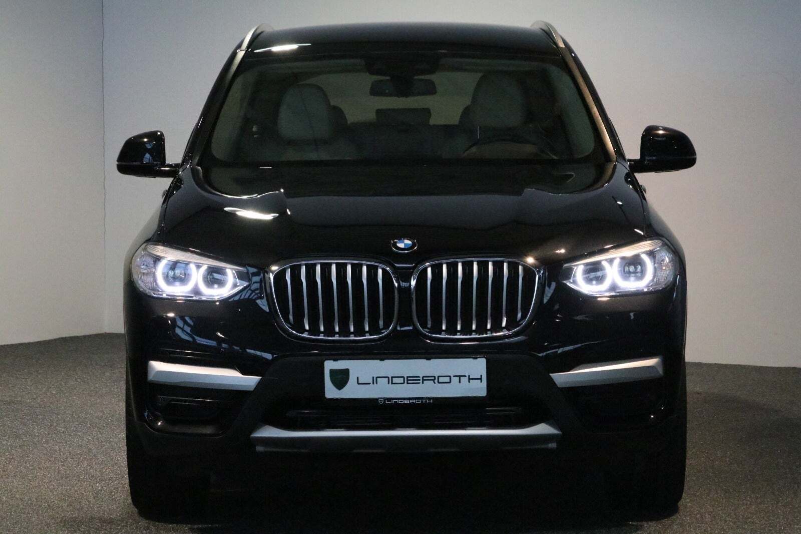Sort BMW X3 fra 2021