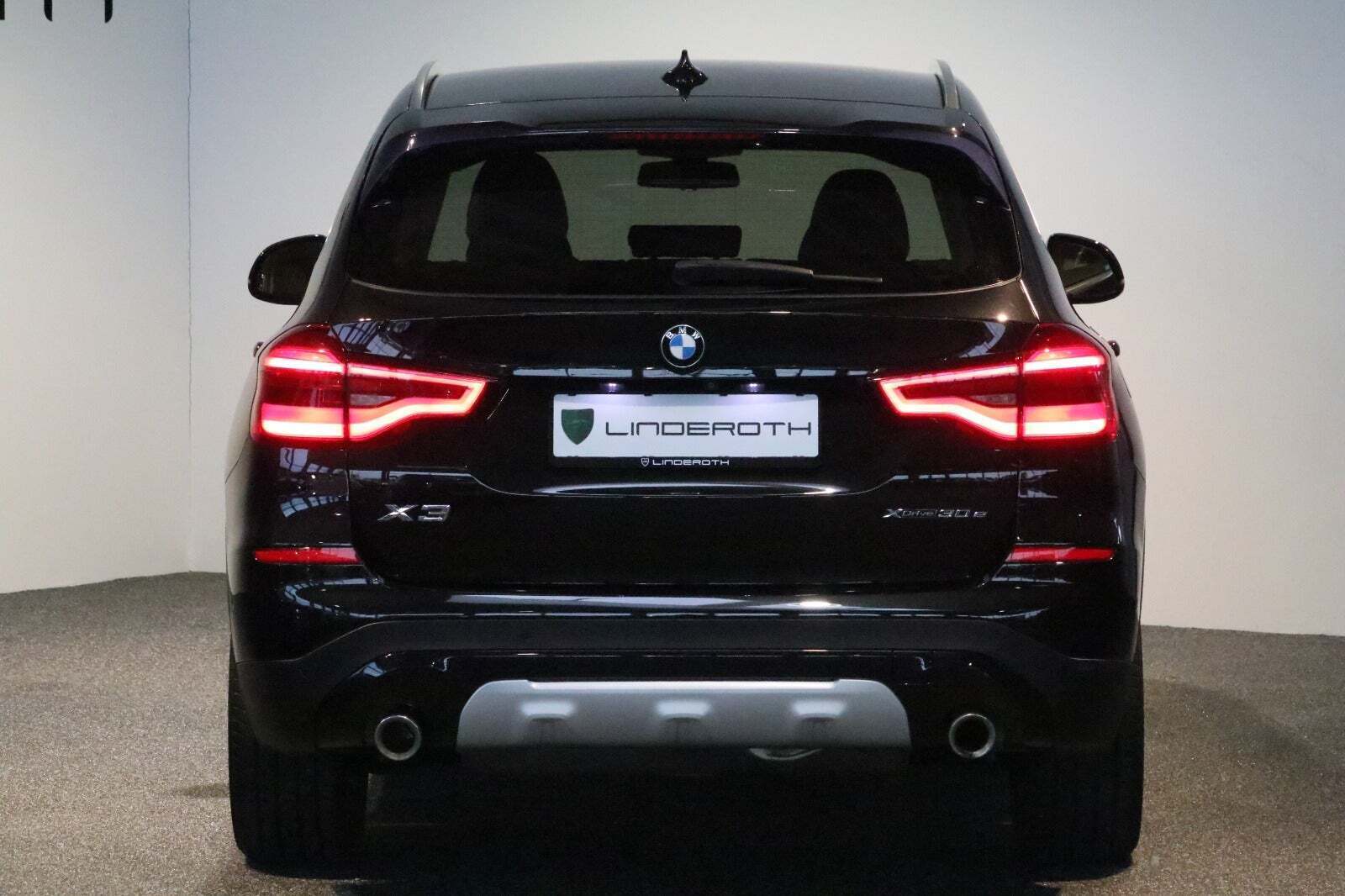 Sort BMW X3 fra 2021