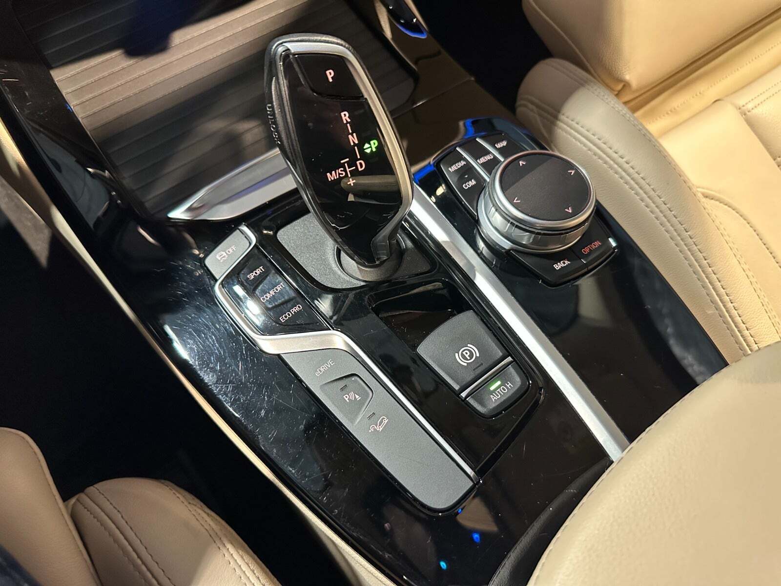 Sort BMW X3 fra 2021