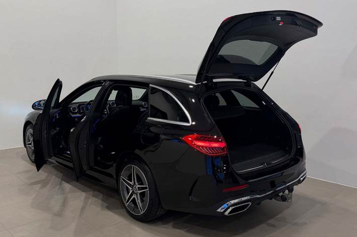 Sort Mercedes C300 e fra 2022