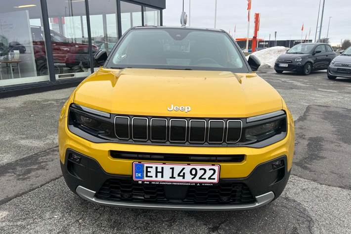 Gul Jeep Avenger fra 2025