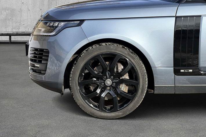 Blå Land Rover Range Rover fra 2018