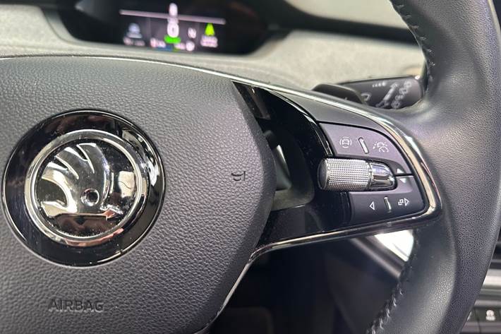 Sort Skoda Enyaq fra 2023