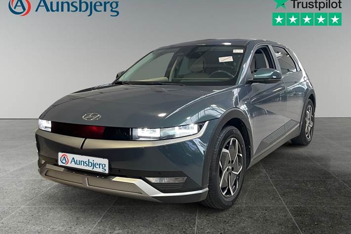 Grøn Hyundai Ioniq 5 fra 2021 set udefra