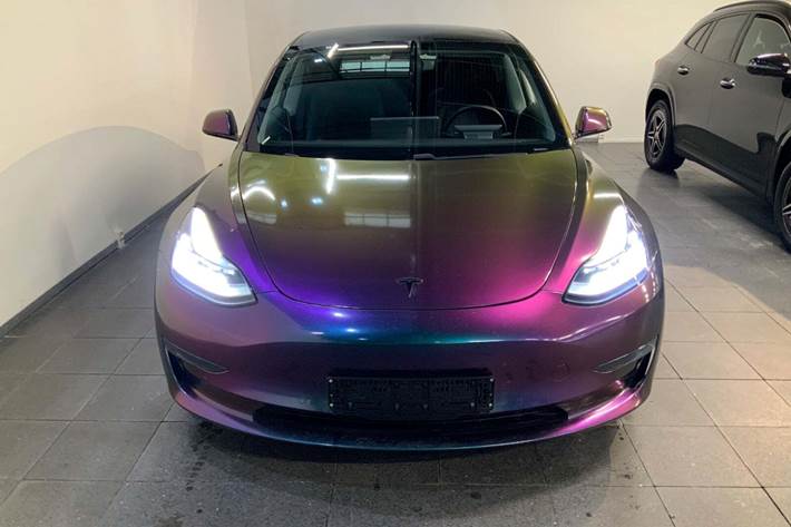 Lilla Tesla Model 3 fra 2020