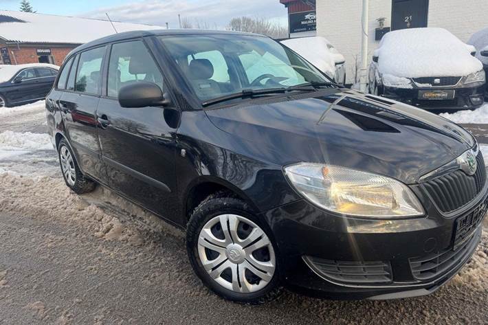 undefined Skoda Fabia fra 2010 set udefra