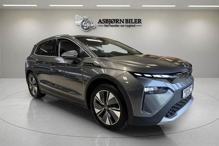 Grå Skoda Elroq fra 2025 set udefra