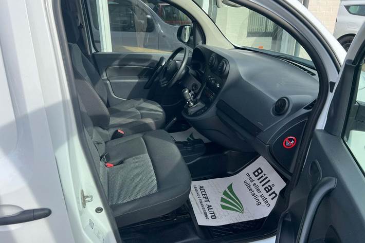 Hvid Mercedes Citan 109 fra 2021