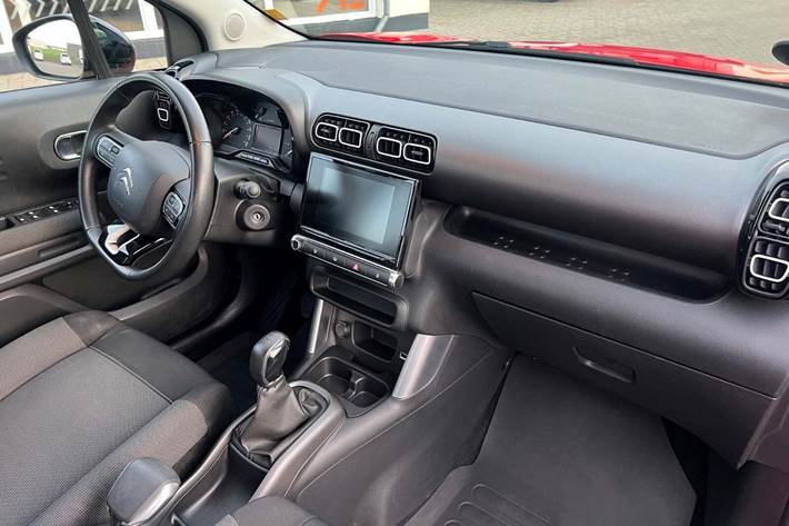 Rød Citroën C3 Aircross fra 2018