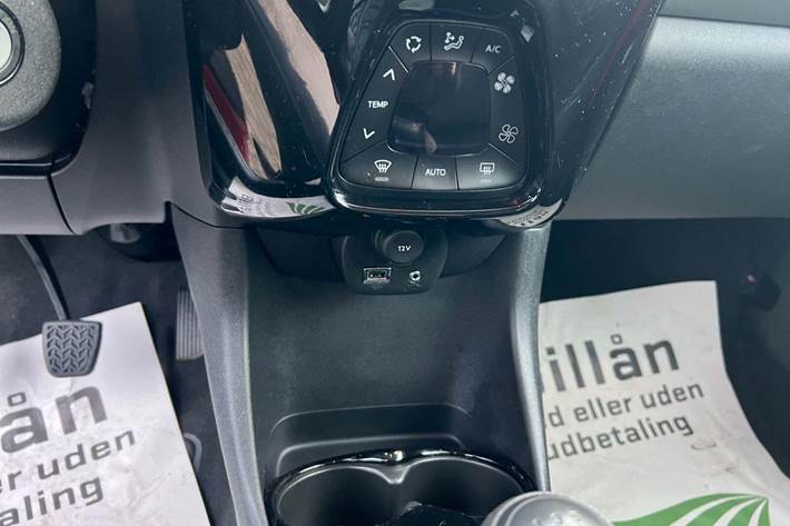 Rød Citroën C1 fra 2017