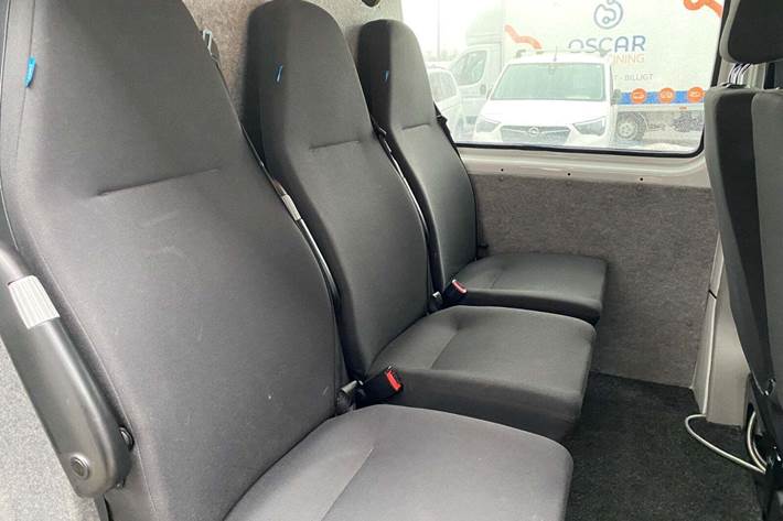 Hvid VW Transporter fra 2020