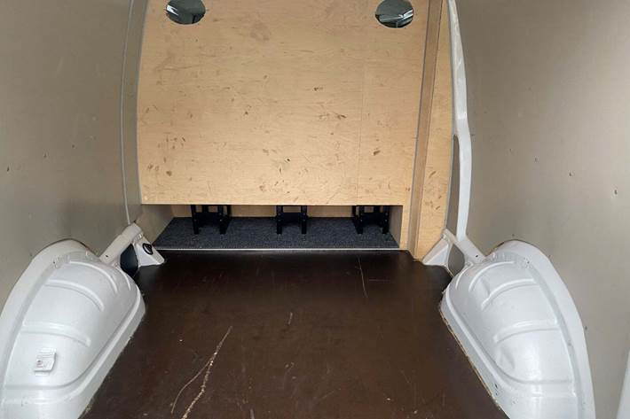 Hvid VW Transporter fra 2020