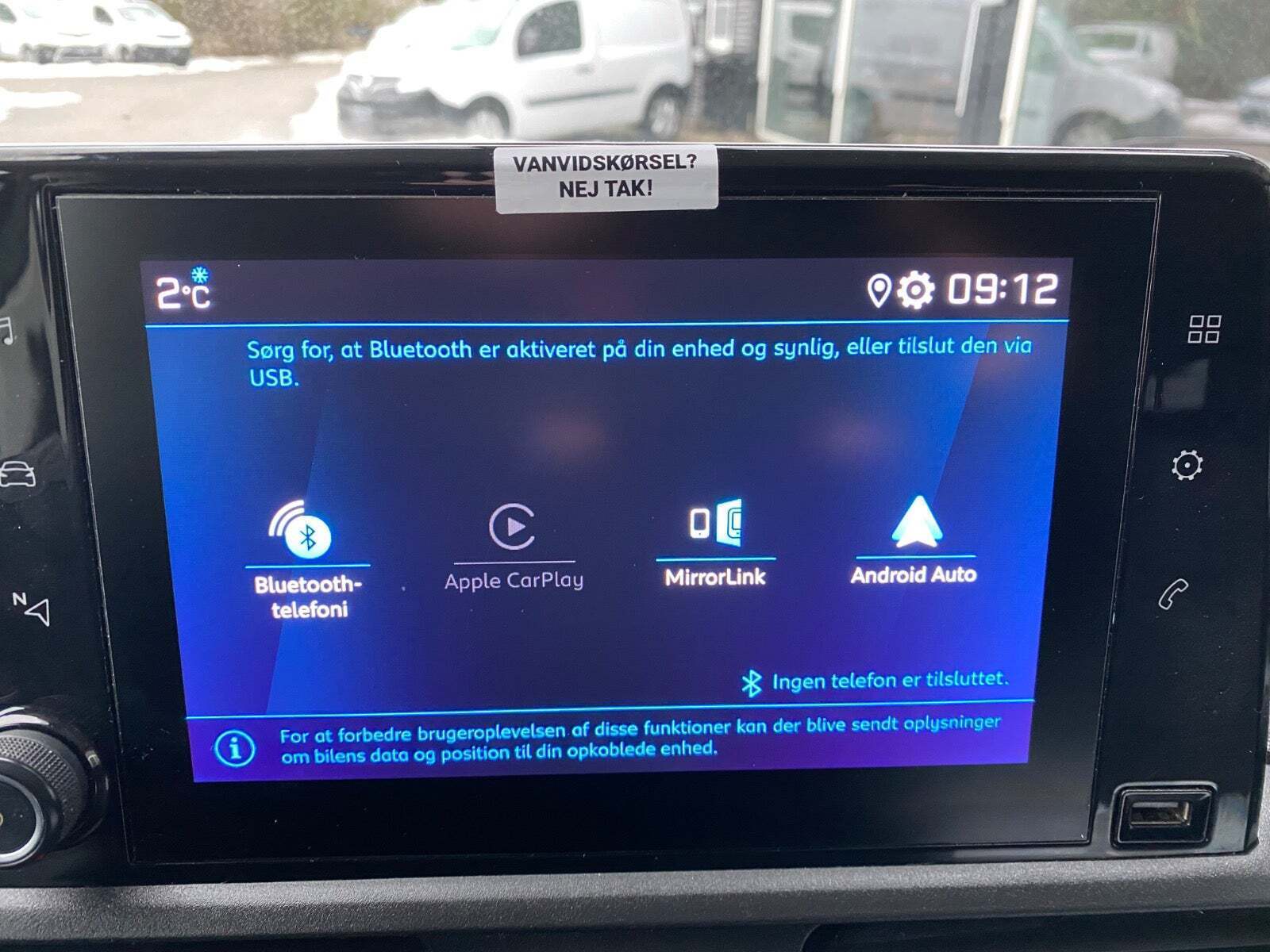 Hvid Peugeot Partner fra 2019