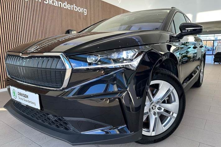 Sort Skoda Enyaq fra 2024