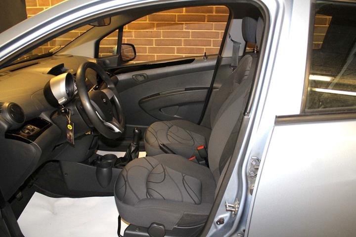 Blå Chevrolet Spark fra 2012