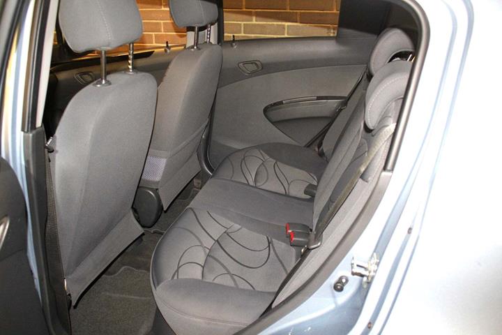 Blå Chevrolet Spark fra 2012