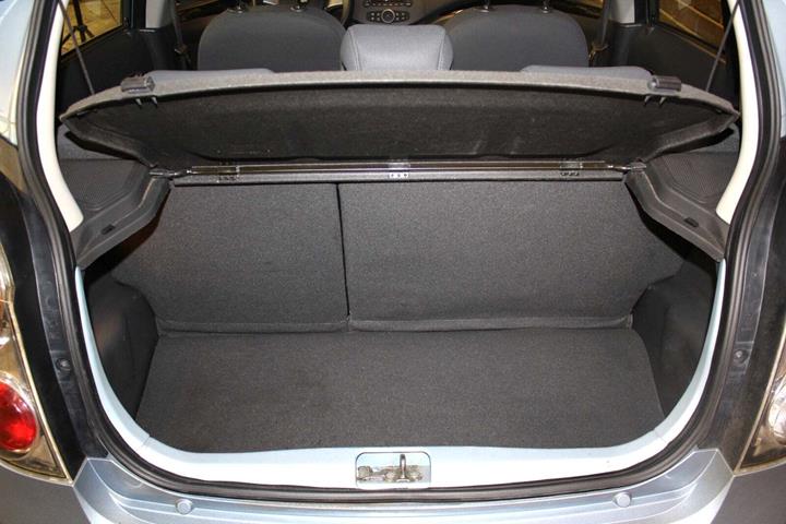 Blå Chevrolet Spark fra 2012