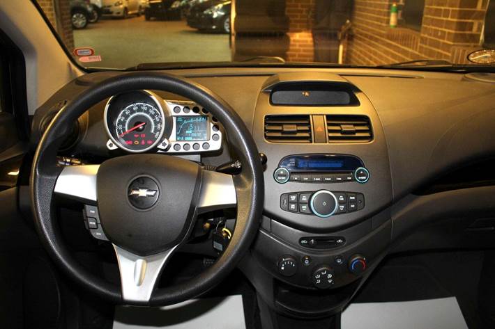 Blå Chevrolet Spark fra 2012