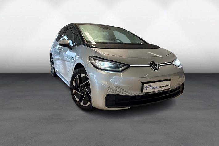 Sølv VW ID.3 fra 2022 set udefra