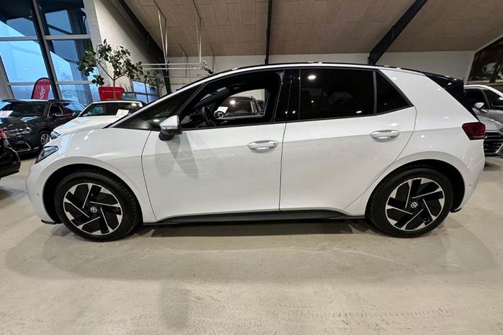 Hvid VW ID.3 fra 2024