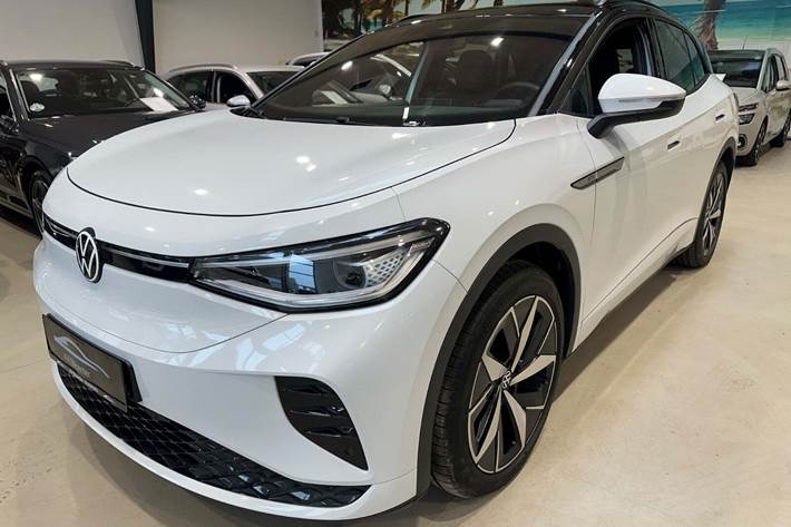 Hvid VW ID.4 fra 2021 set udefra