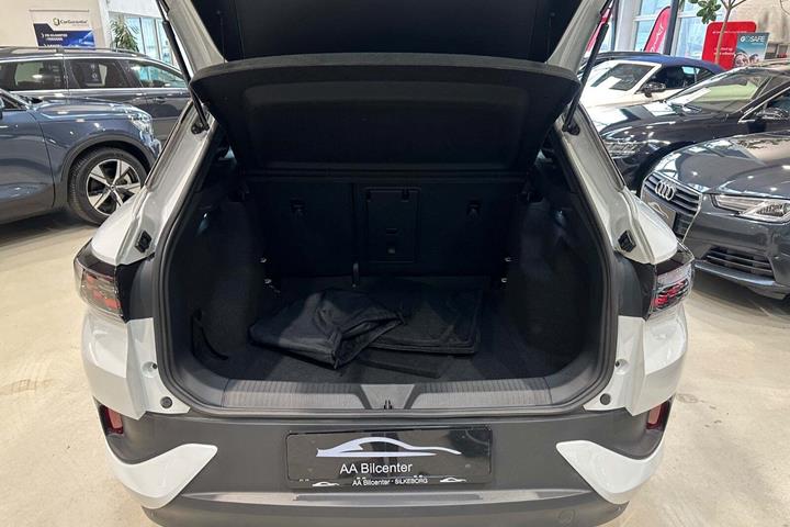 Hvid VW ID.4 fra 2021