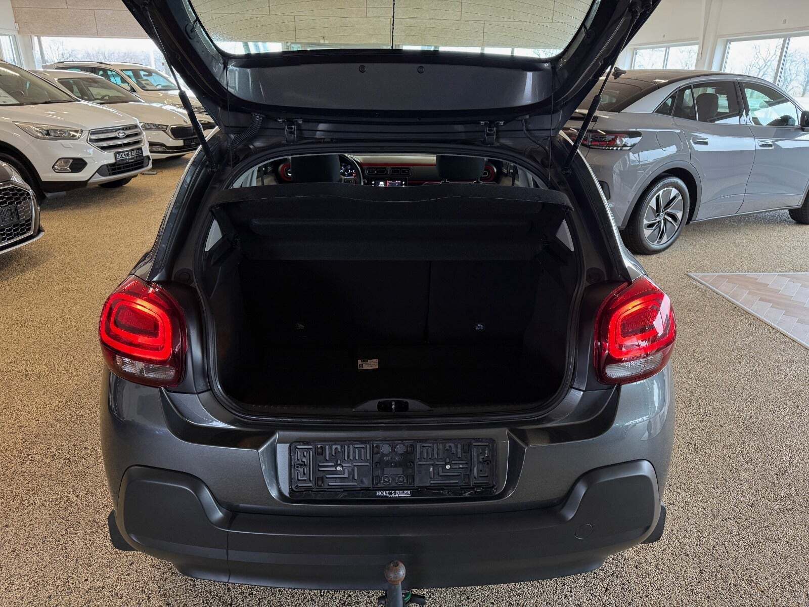 Grå Citroën C3 fra 2017