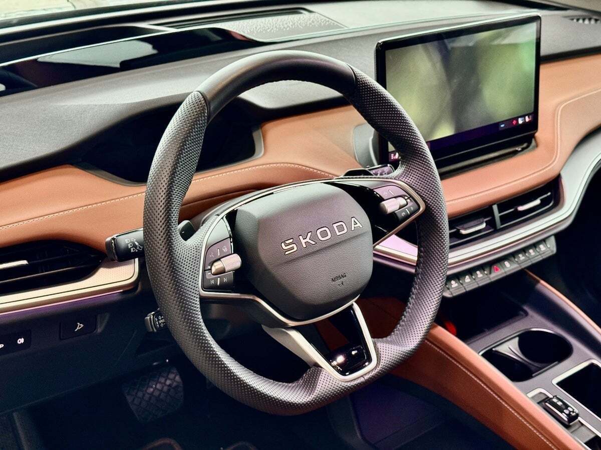 Skoda Enyaq 85x iV Suite Maxx