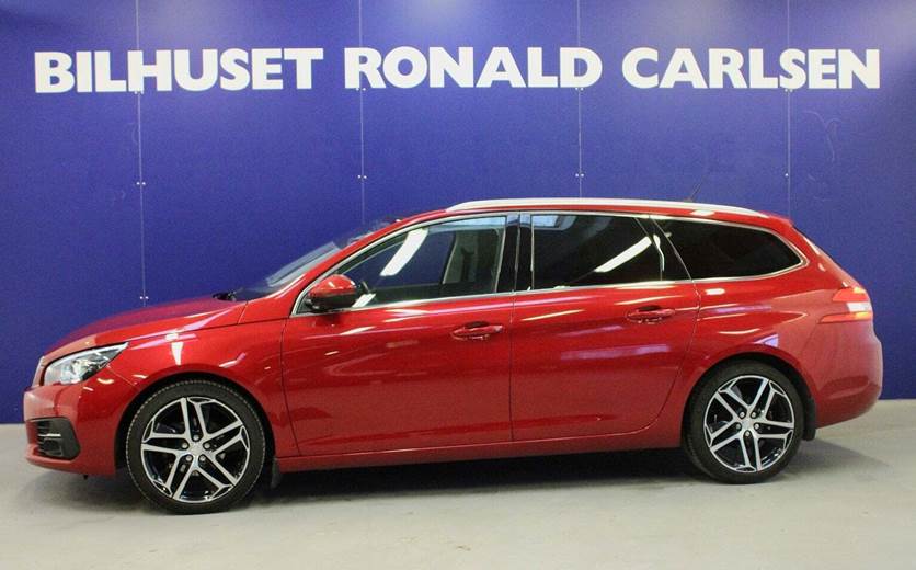 Peugeot 308 1,5 BlueHDi 130 Selection Sky SW