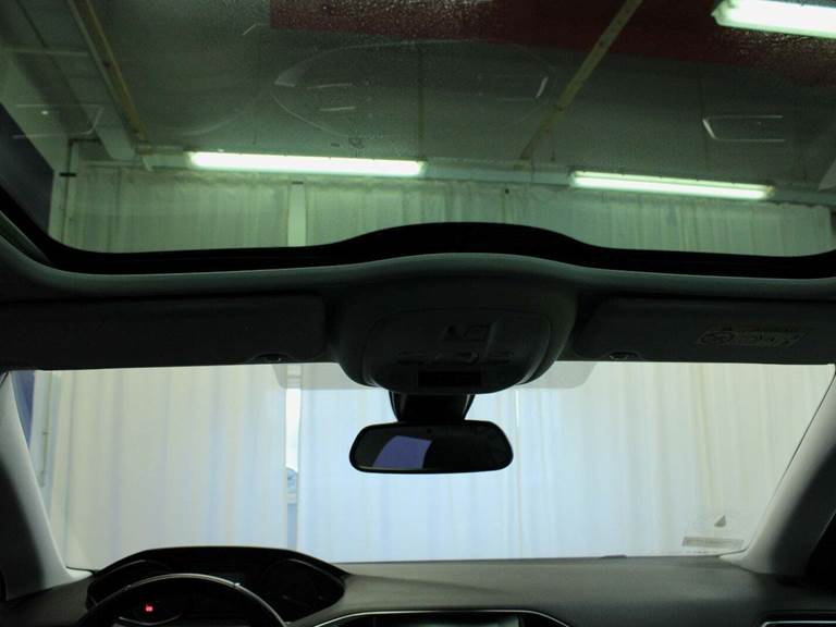 Peugeot 308 1,5 BlueHDi 130 Selection Sky SW