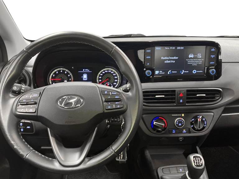 Hyundai i10 1,0 Essential 67HK 5d