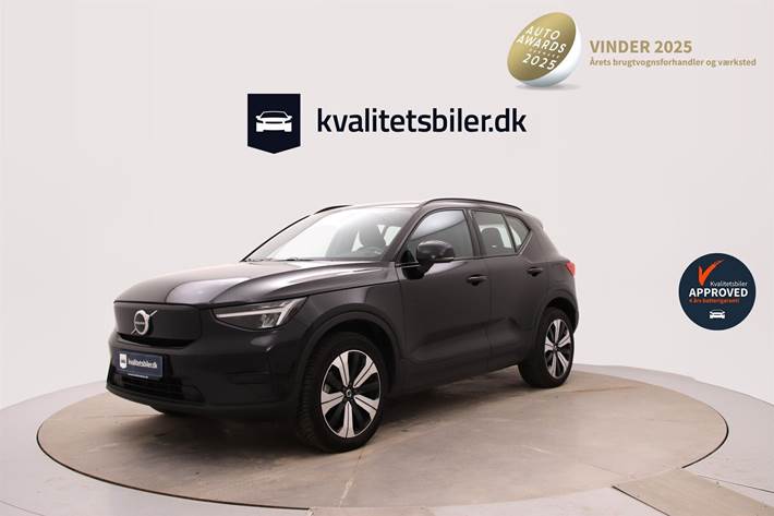 Sort Volvo XC40 fra 2022 set udefra