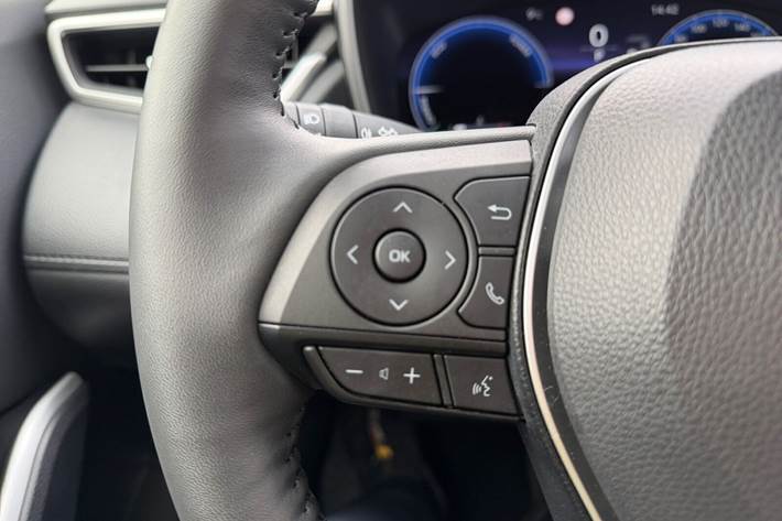 undefined Toyota Corolla Cross fra 2025