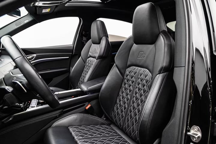 undefined Audi e-tron fra 2022