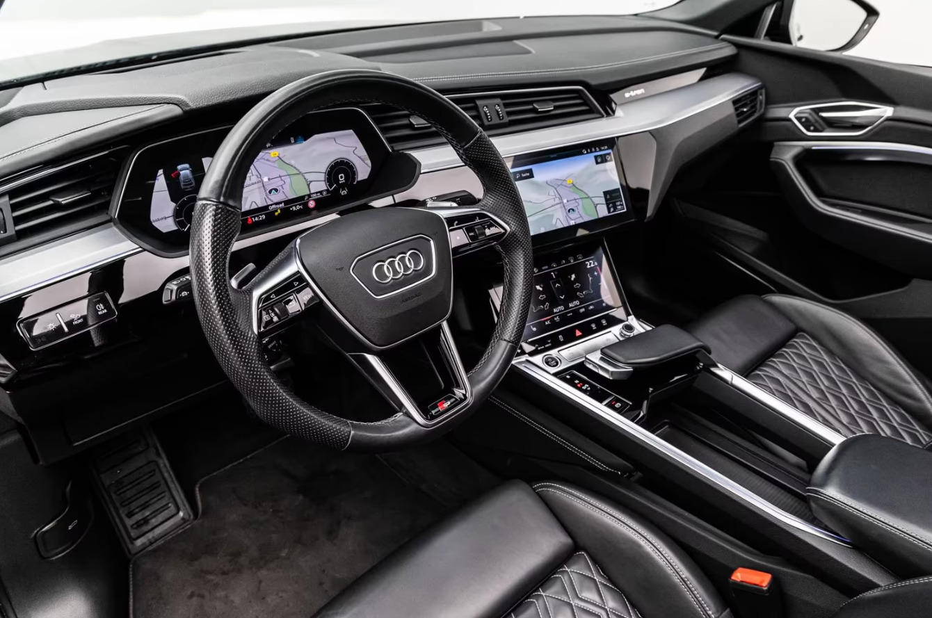 undefined Audi e-tron fra 2022