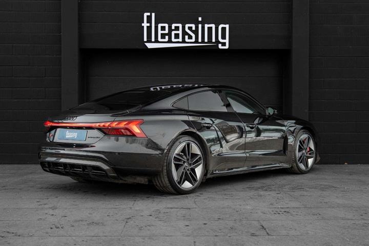 Sort Audi RS e-tron GT fra 2022