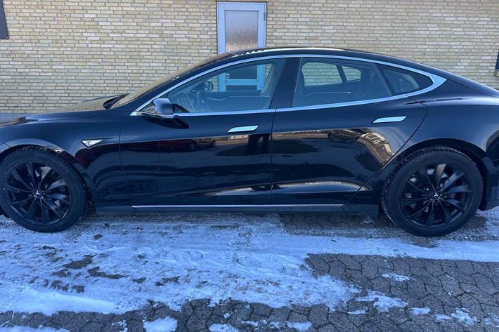 undefined Tesla Model S fra 2016