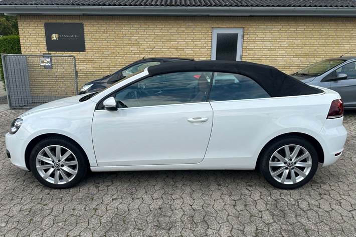 Hvid VW Golf VI fra 2011